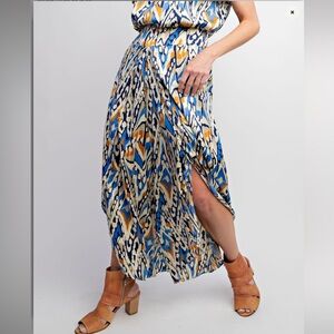 Easel PRINTED SATIN TULIP WOVEN PANTS